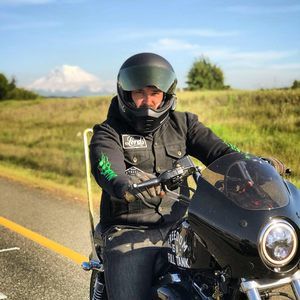 Meet your Posher, Chris